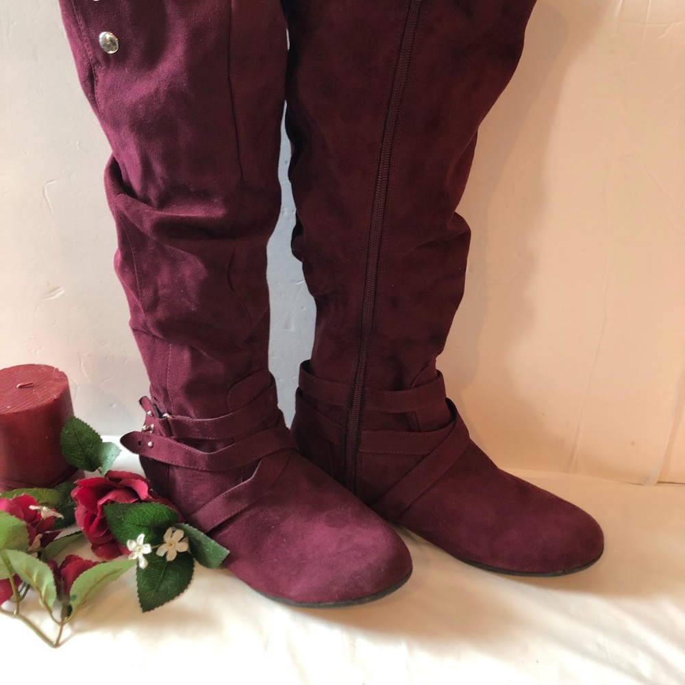Women's Burgundy Knee-High Boots